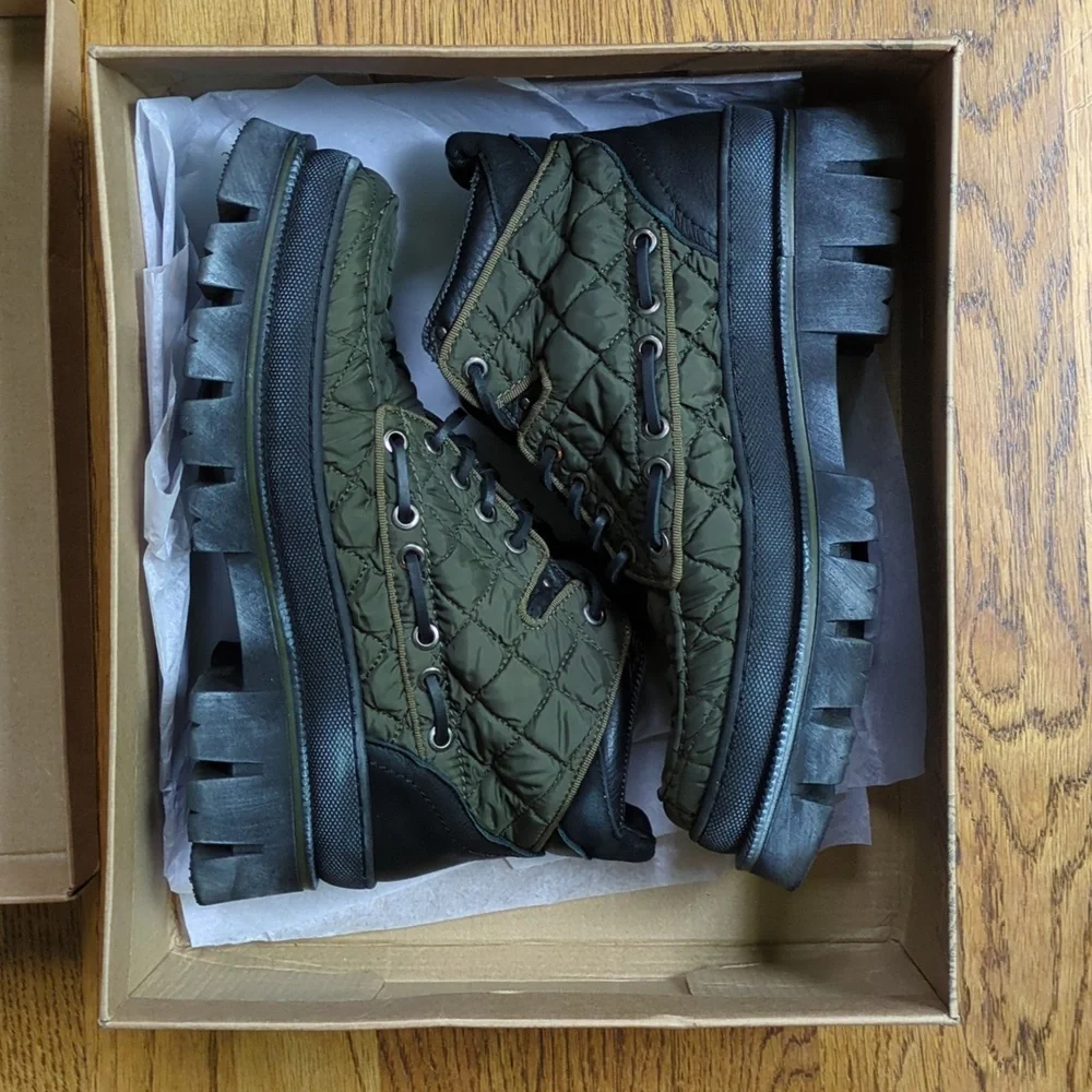 NIB Free People Dawn Quilted Ankle Hiking Boots In Spruce Green Women's Size 8